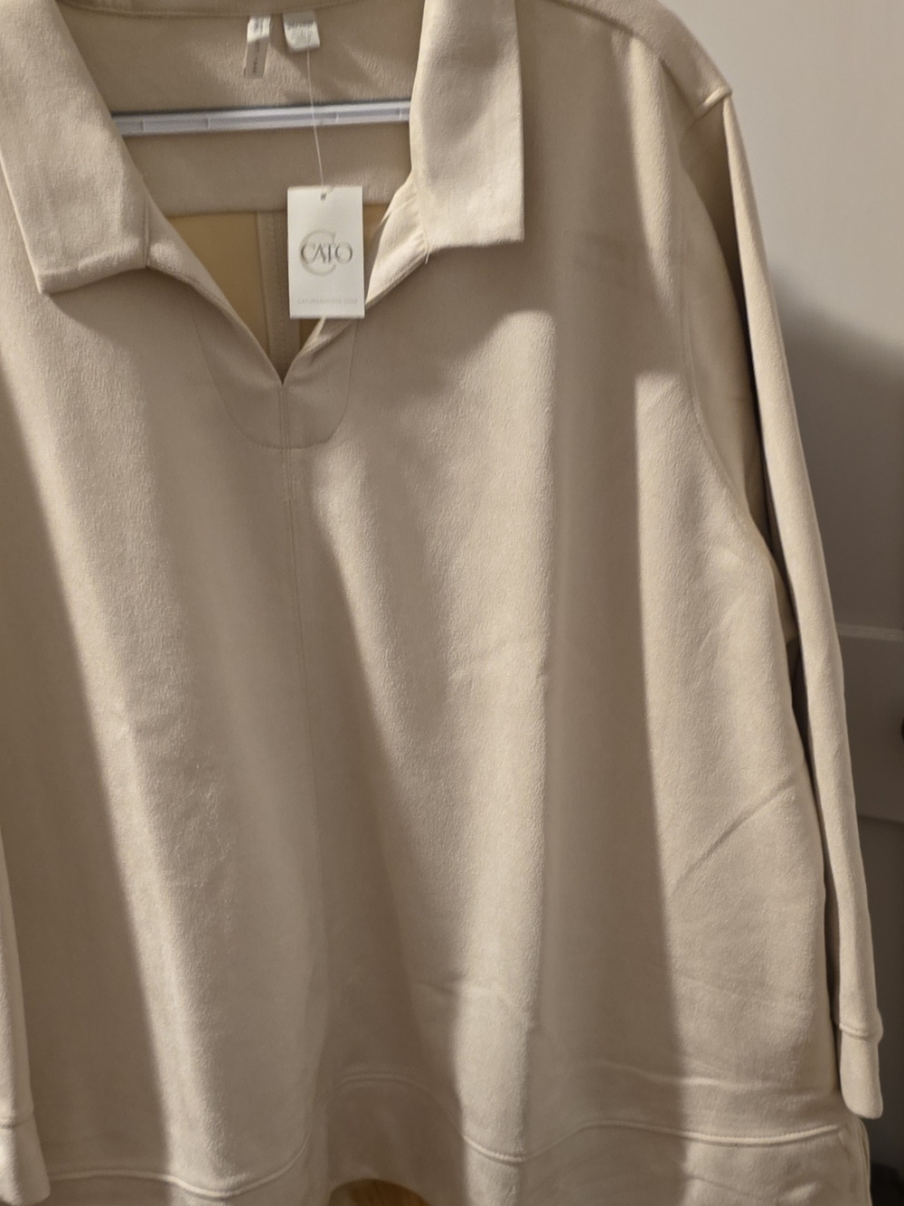 Cato Men's Light Beige Collared Long-Sleeve Pullover
